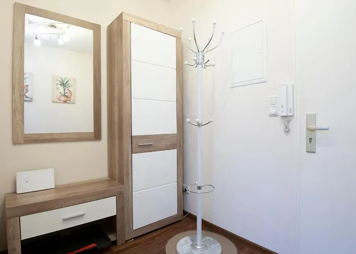 公寓 Erste Reihe *